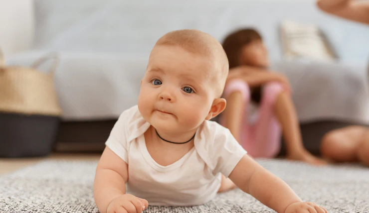 Como escolher os tapetes e carpetes do quarto do bebê?