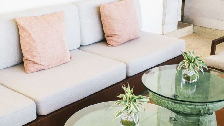 Por que é tão importante fazer a higienização profissional do sofá?